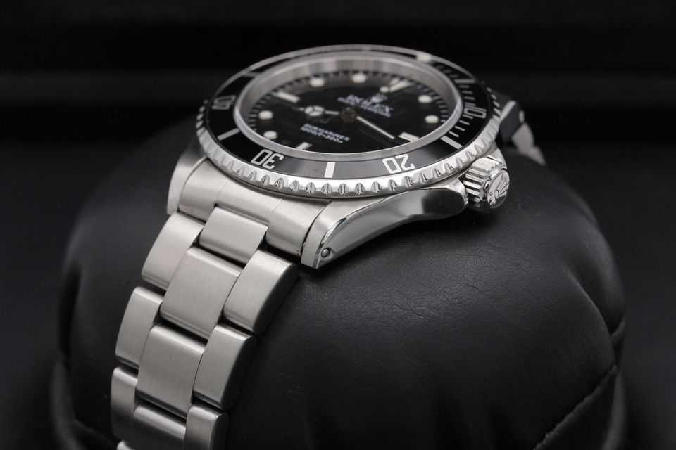 Rolex Submariner 14060 Image 2